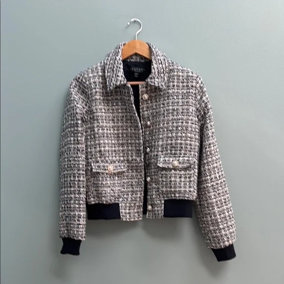 • LAUNDRY BY SHELLI SEAGAL BOUCLÉ BOMBER JACKET • - Picture 2 of 8